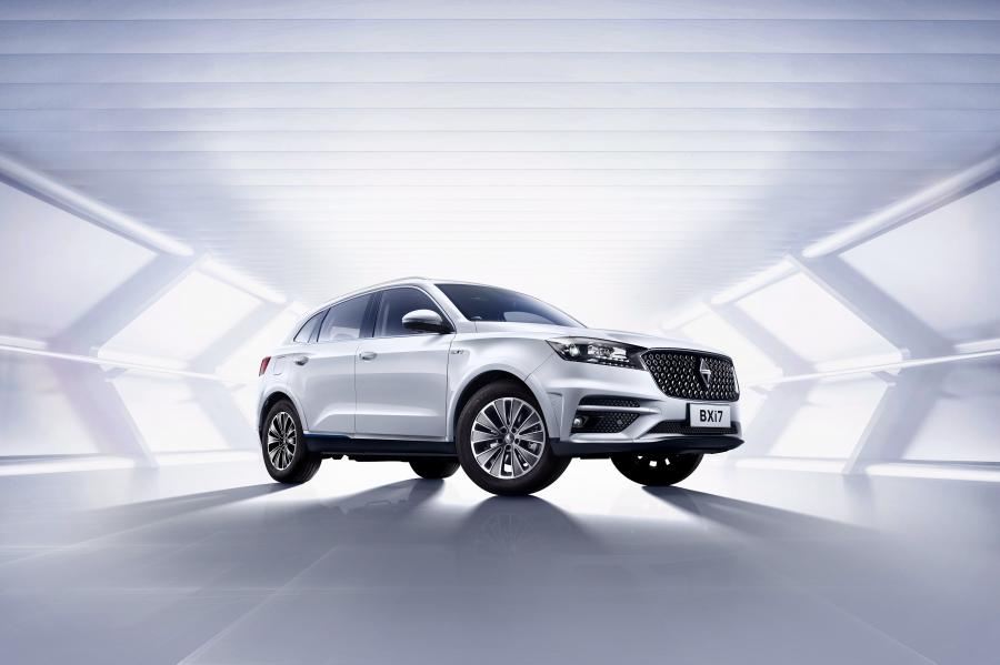  Borgward BXi7 2018 года  (фото 4 из 8)